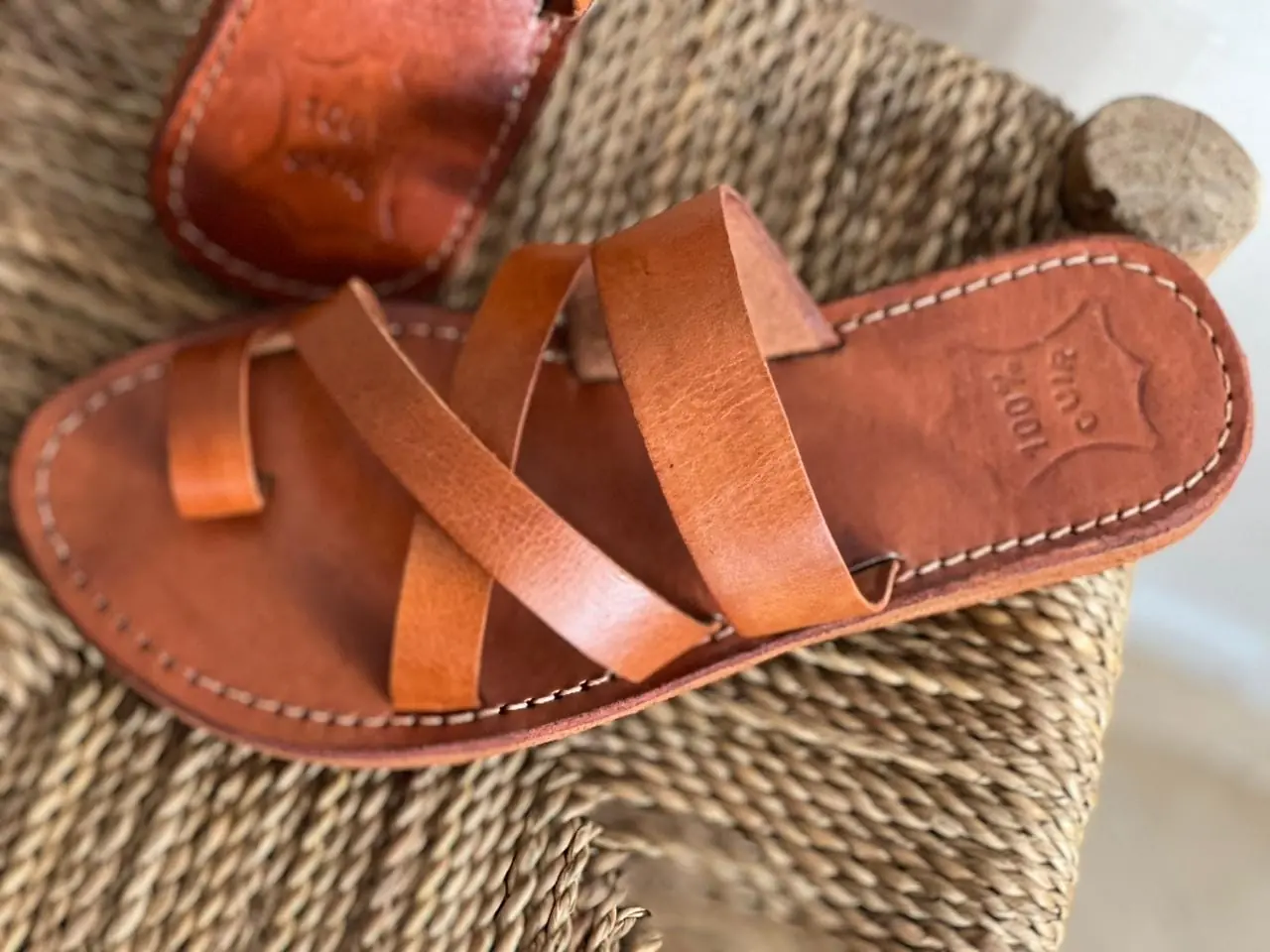 Women’s Brown Toe Loop Cross Strap Sandals